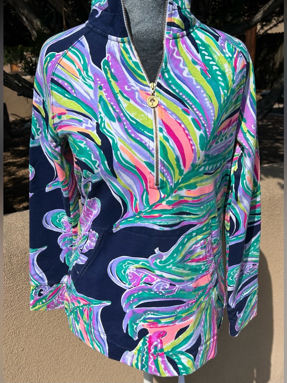 Lilly Pulitzer Don’t Leave Me Hanging Popover SPF 50
